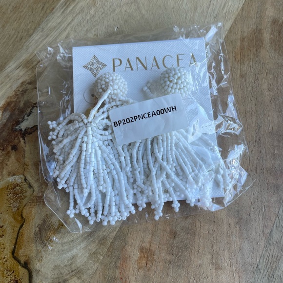 LIVE SHOW SALES $10 FASHION EARRINGS 1 - Picture 2 of 3